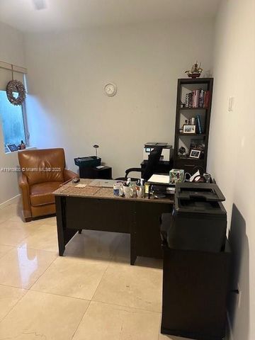 3089 SW 21st St 3089, Miami, FL 33145