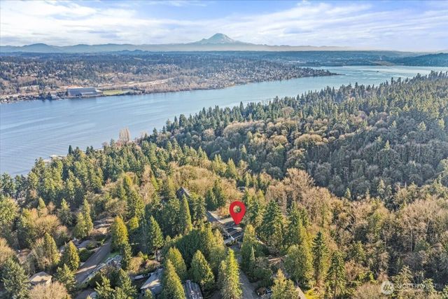 6177 92nd Avenue SE, Mercer Island, WA 98040