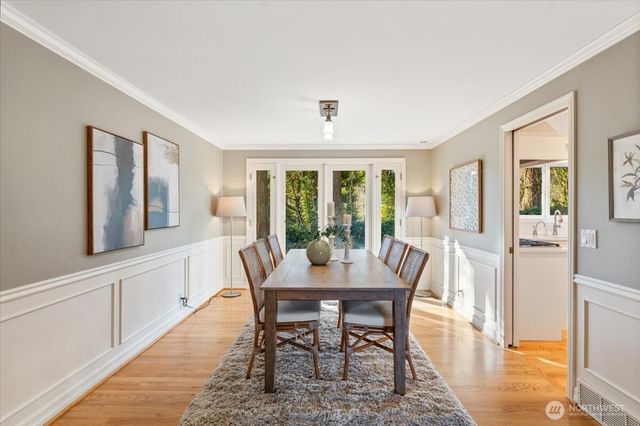 6177 92nd Avenue SE, Mercer Island, WA 98040