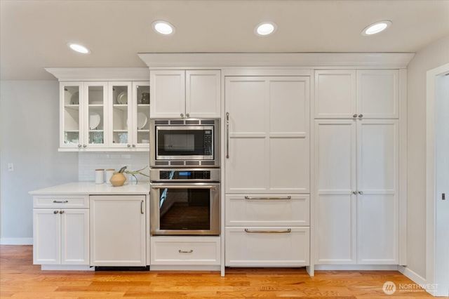 6177 92nd Avenue SE, Mercer Island, WA 98040