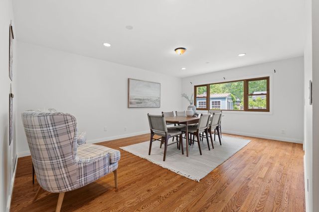 4704 W 70th Street, Edina, MN 55435