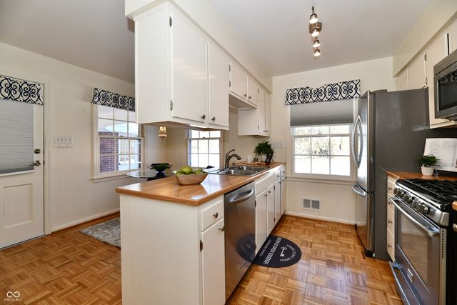 2550 E 91st Street, Indianapolis, IN 46240