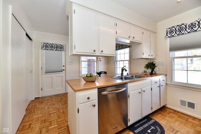 2550 E 91st Street, Indianapolis, IN 46240