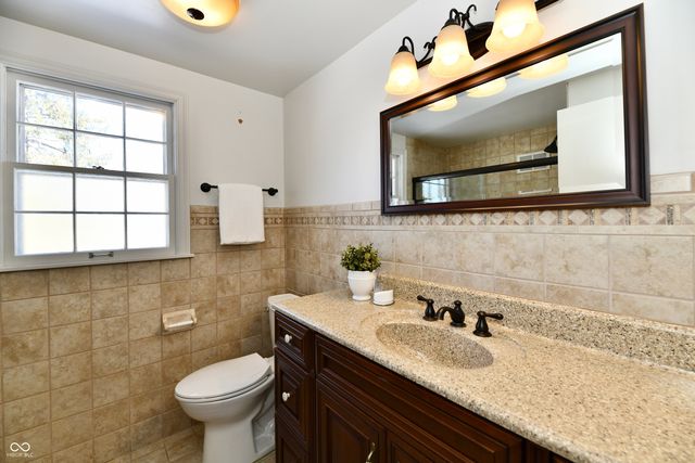 2550 E 91st Street, Indianapolis, IN 46240