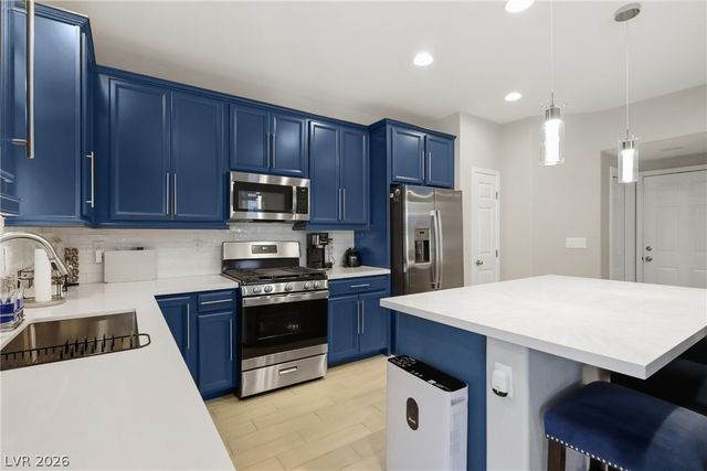 1921 Rini Ridge Avenue, North Las Vegas, NV 89031