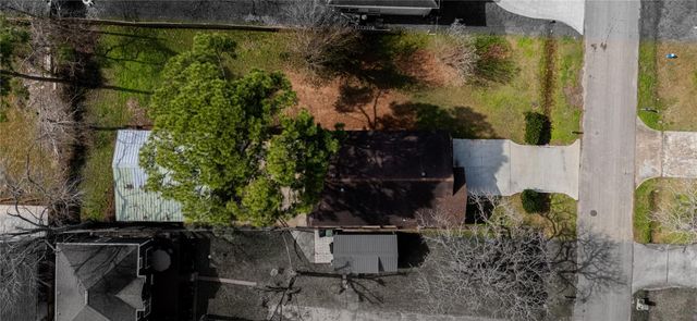 8214 Peekskill Lane, Houston, TX 77075