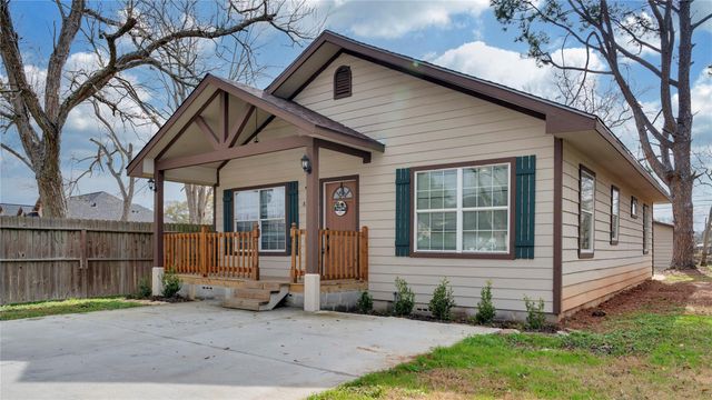 8214 Peekskill Lane, Houston, TX 77075