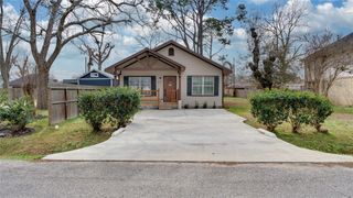 8214 Peekskill Lane, Houston, TX 77075