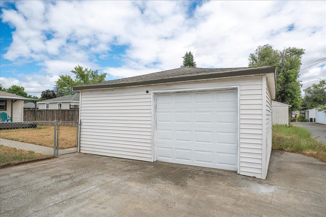 1224 E Central Ave, Spokane, WA 99208