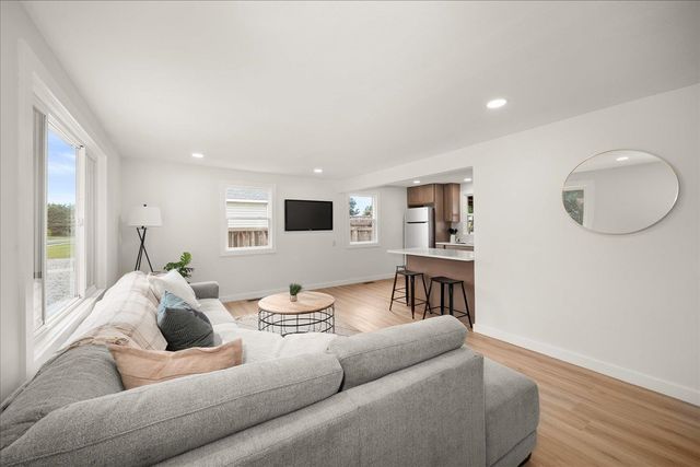 1224 E Central Ave, Spokane, WA 99208