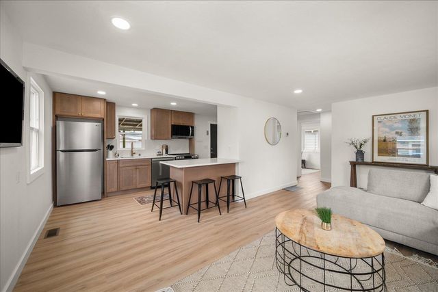 1224 E Central Ave, Spokane, WA 99208
