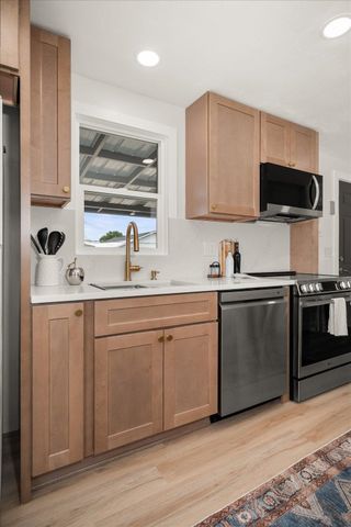 1224 E Central Ave, Spokane, WA 99208