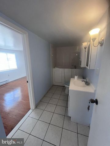 2827 GALLOWAY AVE, Abington, PA 19001