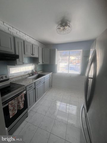 2827 GALLOWAY AVE, Abington, PA 19001