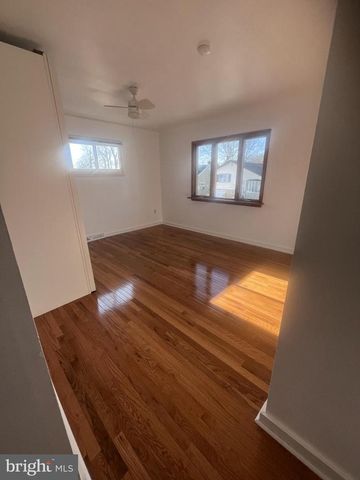 2827 GALLOWAY AVE, Abington, PA 19001