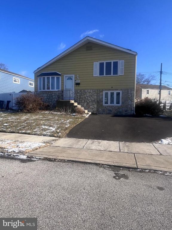 2827 GALLOWAY AVE, Abington, PA 19001