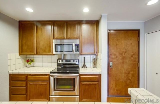 850 State street 328, San Diego, CA 92101