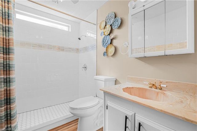 4681 Pago Pago LN, Bonita Springs, FL 34134