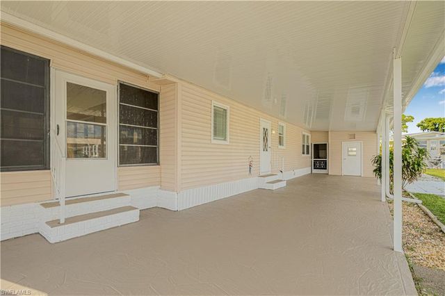 4681 Pago Pago LN, Bonita Springs, FL 34134