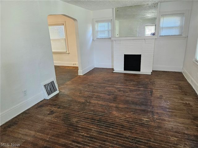 343 Noble Avenue, Akron, OH 44320