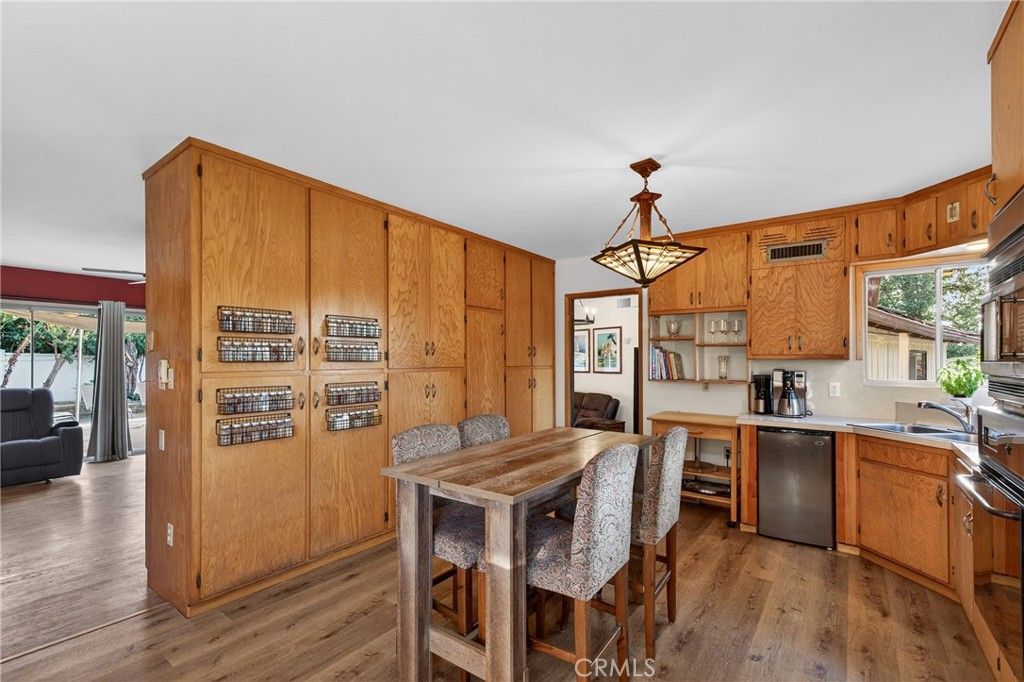 Image 18 of property listing at 120 Franklin Avenue, Redlands, CA 92373