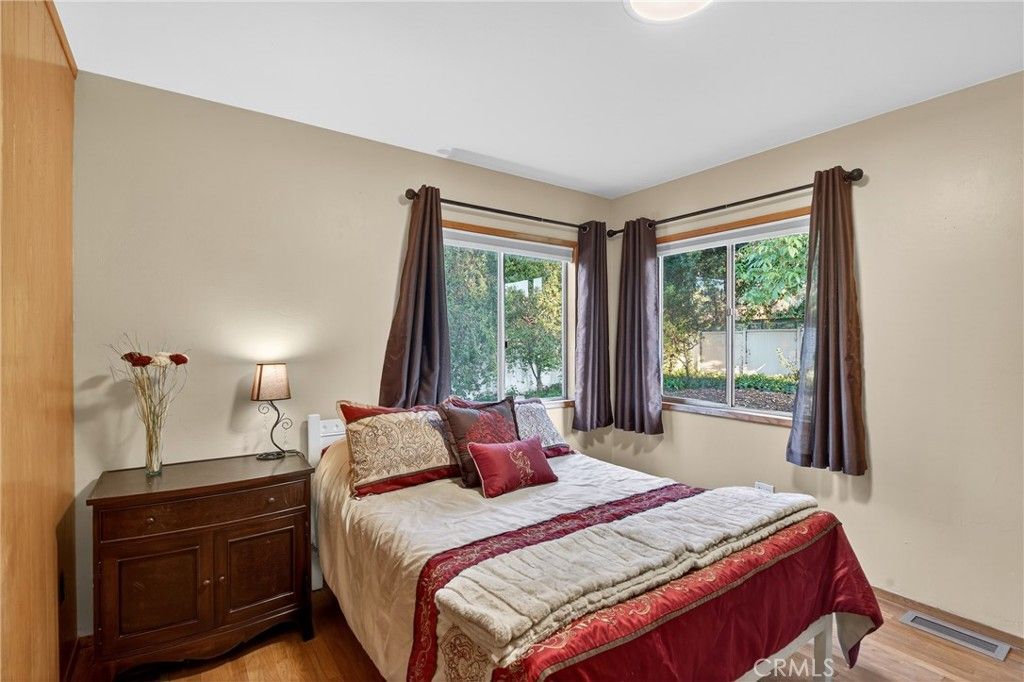 Image 33 of property listing at 120 Franklin Avenue, Redlands, CA 92373