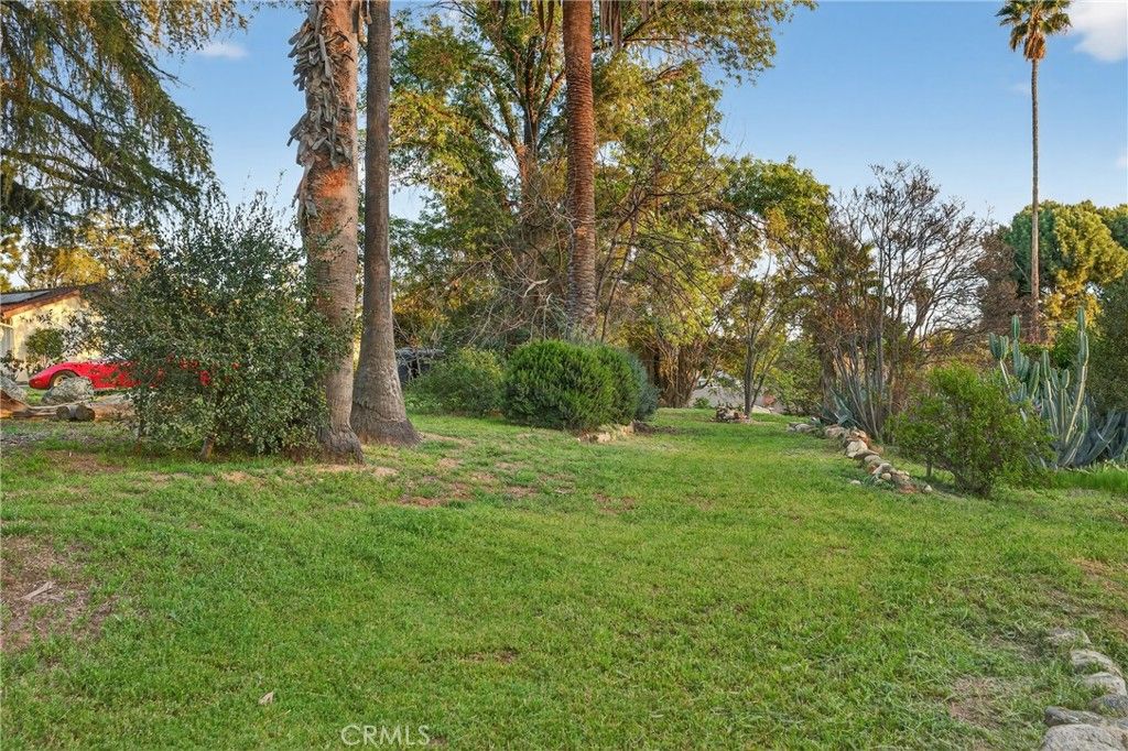 Image 45 of property listing at 120 Franklin Avenue, Redlands, CA 92373