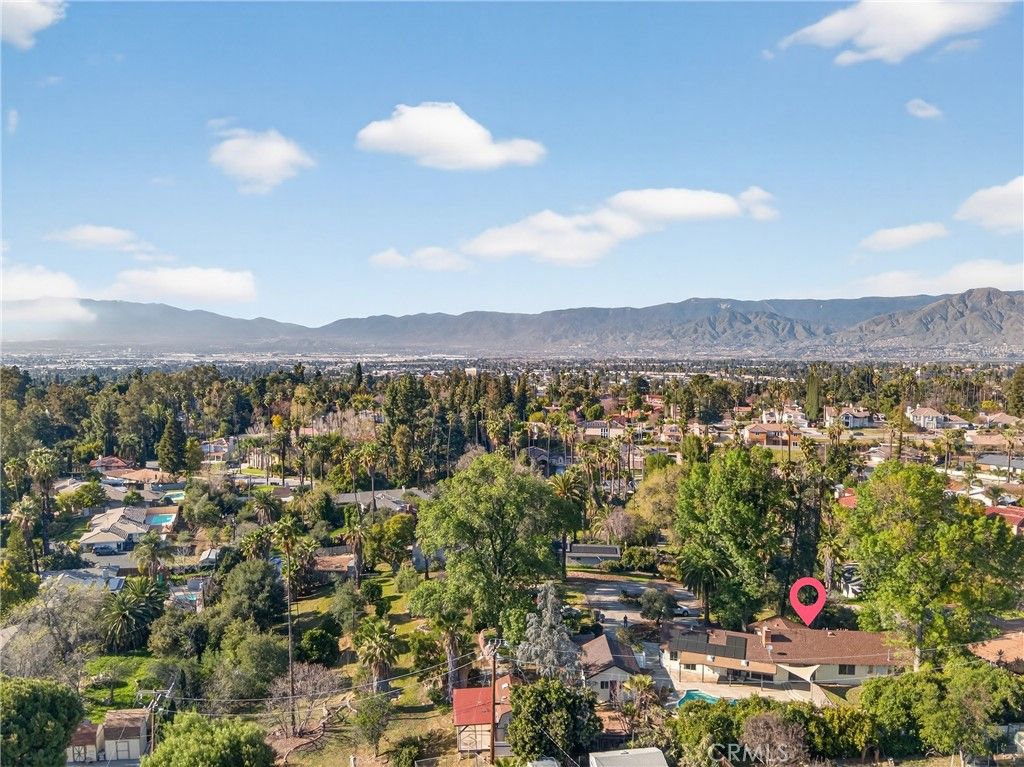 Image 53 of property listing at 120 Franklin Avenue, Redlands, CA 92373