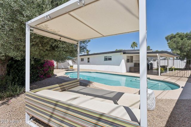 7233 E MONTE VISTA Road, Scottsdale, AZ 85257