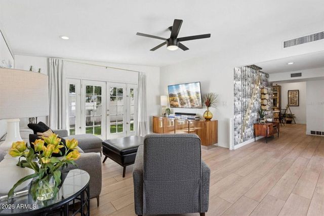 7233 E MONTE VISTA Road, Scottsdale, AZ 85257