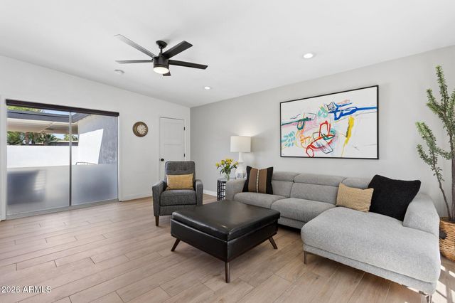 7233 E MONTE VISTA Road, Scottsdale, AZ 85257