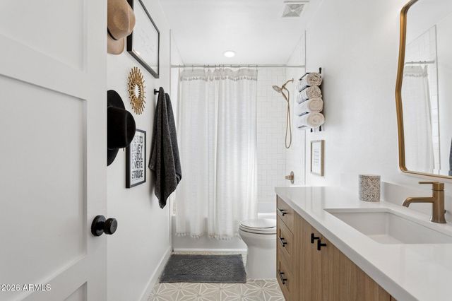 7233 E MONTE VISTA Road, Scottsdale, AZ 85257