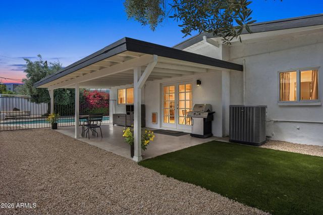 7233 E MONTE VISTA Road, Scottsdale, AZ 85257