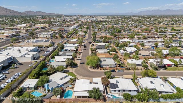 7233 E MONTE VISTA Road, Scottsdale, AZ 85257