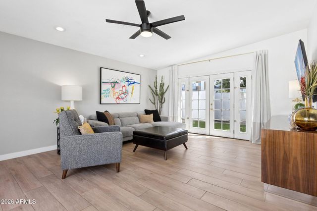 7233 E MONTE VISTA Road, Scottsdale, AZ 85257