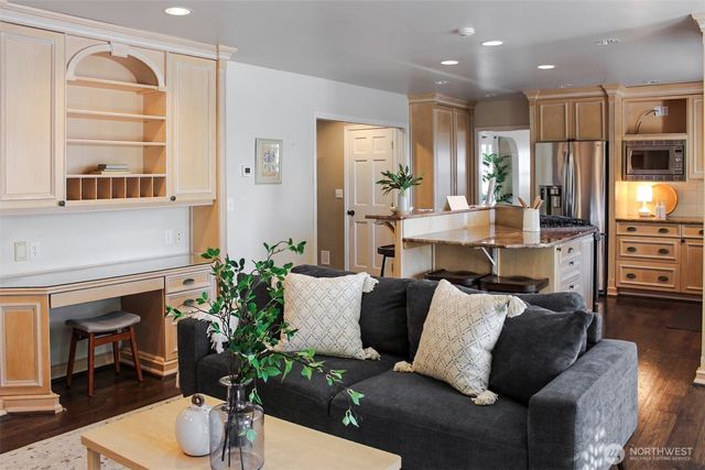 404 Lilac Drive, Mount Vernon, WA 98273