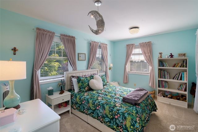 404 Lilac Drive, Mount Vernon, WA 98273