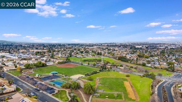 1954 Canyon Oaks Cir, Pittsburg, CA 94565