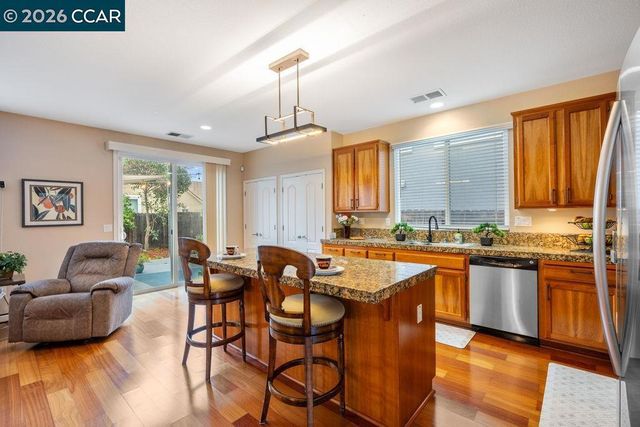 1954 Canyon Oaks Cir, Pittsburg, CA 94565