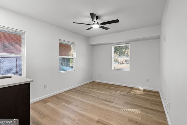 2592 Lois Lane SE, Atlanta, GA 30315