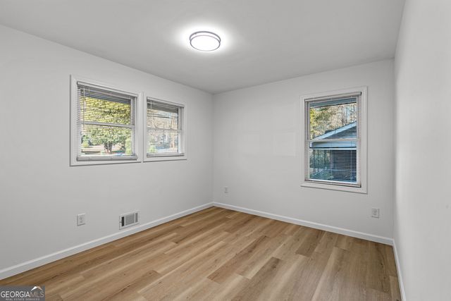 2592 Lois Lane SE, Atlanta, GA 30315