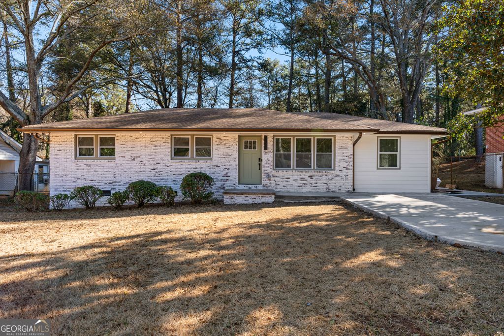2592 Lois Lane SE, Atlanta, GA 30315