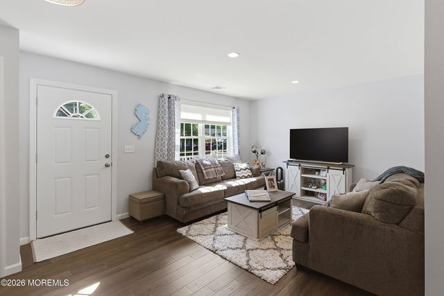 1346 Lee Way, Forked River, NJ 08731