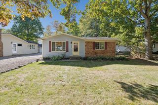 1552 Odette, Hartland, MI 48353