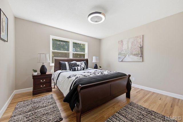 2826 Cherry Point Lane, Maryland Heights, MO 63043