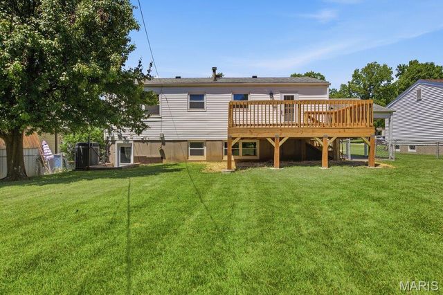 2826 Cherry Point Lane, Maryland Heights, MO 63043