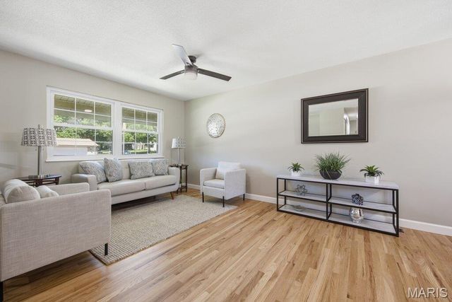 2826 Cherry Point Lane, Maryland Heights, MO 63043