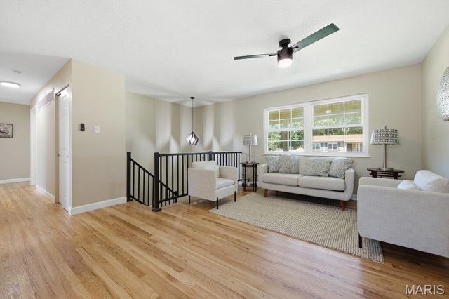 2826 Cherry Point Lane, Maryland Heights, MO 63043