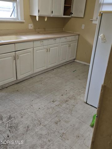 139 Kenmore Avenue, Toledo, OH 43609