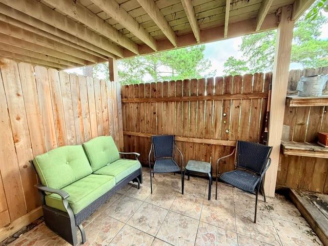 7802 Champion Pines Drive 5, Spring, TX 77379